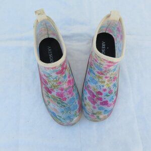 Aresgo Garden Boots Rain Shoes Floral Print